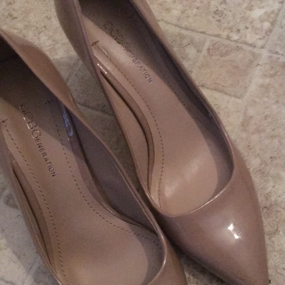 BCBG Nude patent leather heels